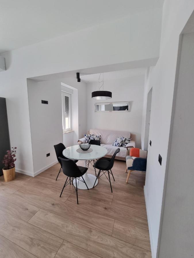 Stivi Luxury Apartments Pula Luaran gambar